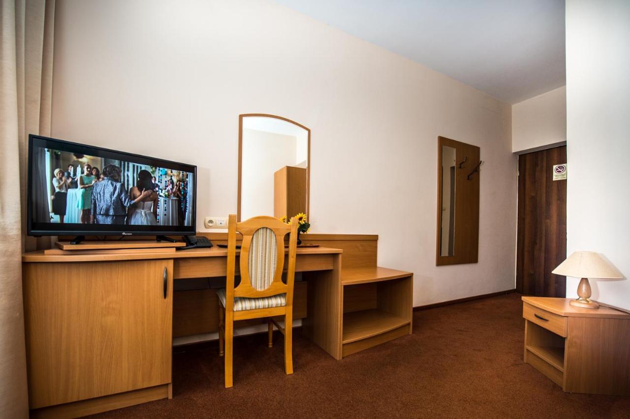 Hotel Nad Pisa Pisz Eksteriør bilde
